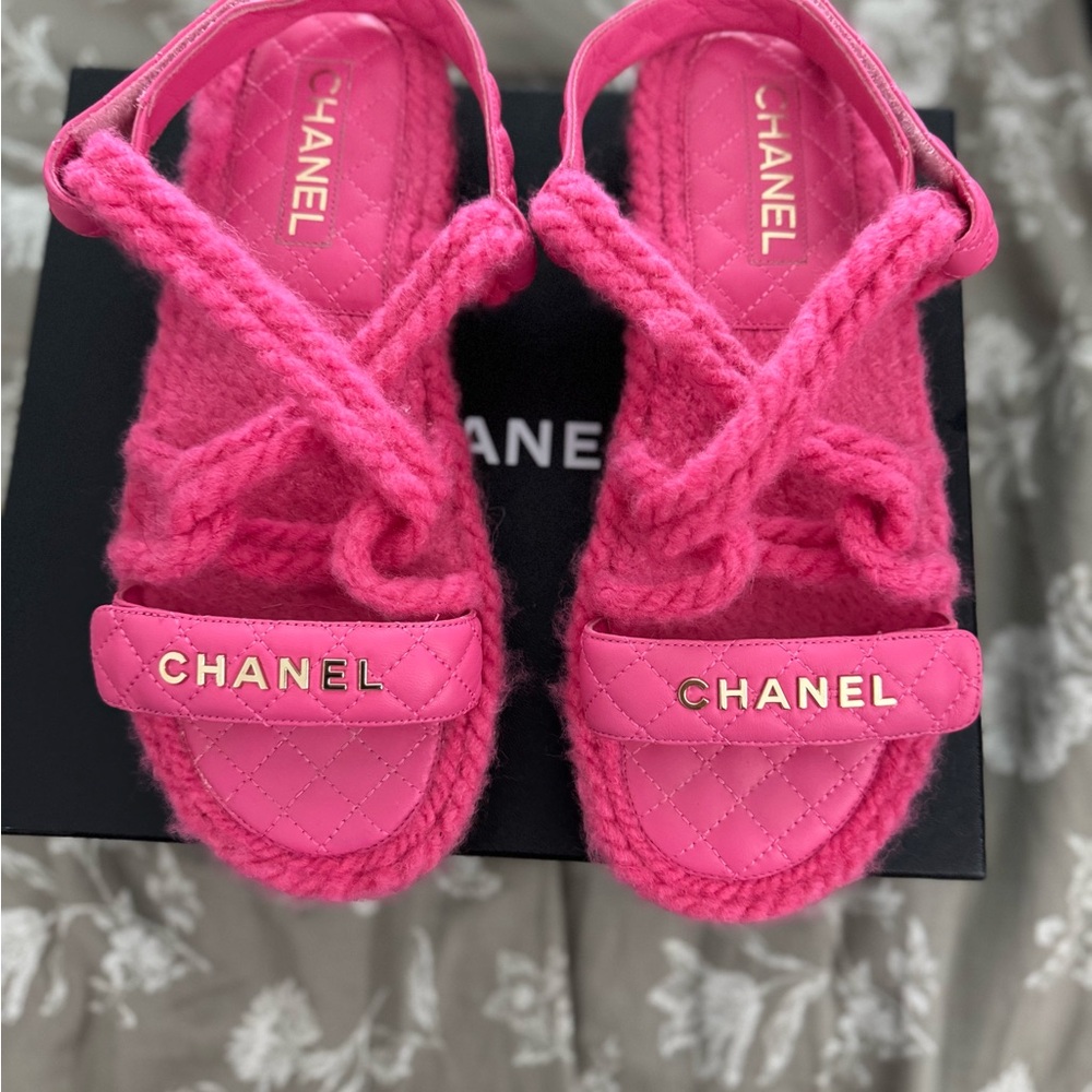 CHANEL Vibrant Pink Quilted Sandals
